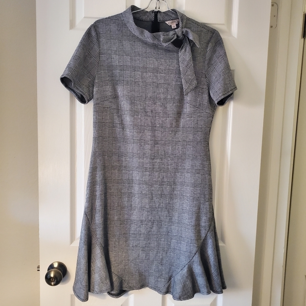 Nanette Lepore Tie-Neck Plaid Sheath Dress Sz 8